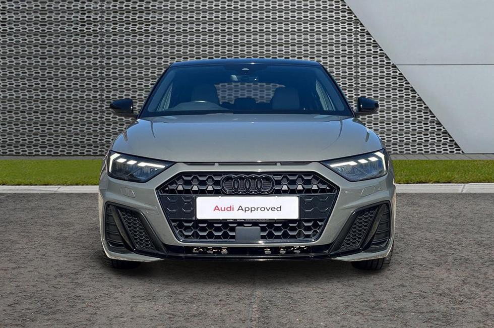 Audi A1 Photo at-302af1c2187d491881471073aac3d1c2.jpg