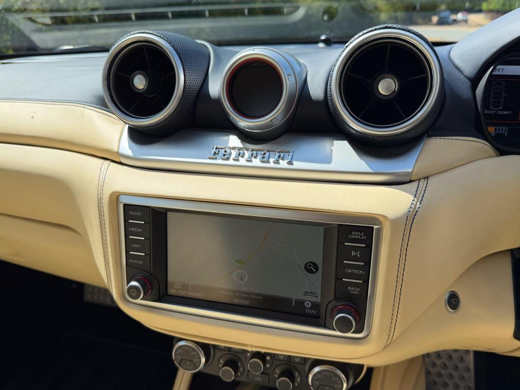 Used Ferrari California OW65KHJ 20