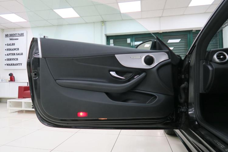Used Mercedes-Benz C Class DA22OHE 12