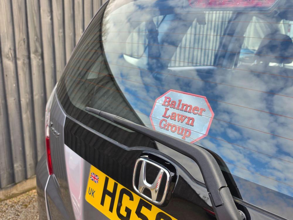 Honda Jazz Photo at-30dfb7881a7f4033b5f31fb1ddcabc1f.jpg