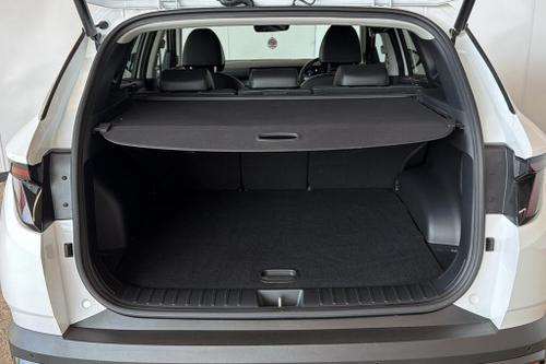 Hyundai TUCSON Photo at-30f0fa6e94114d929f9bc7a3059cc4ec.jpg