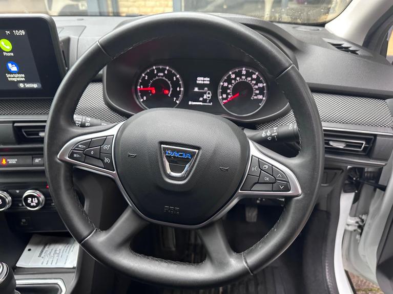 Used Dacia Jogger PL72WHF 26