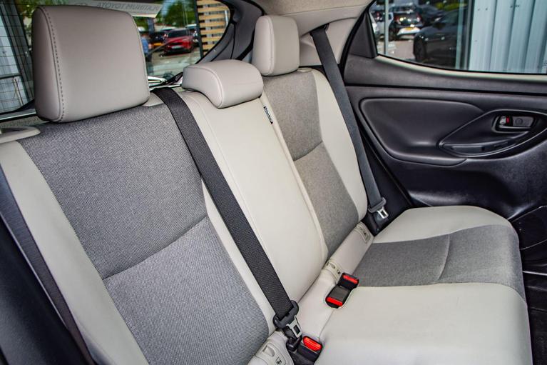 Used Toyota Yaris WU24OPR 11