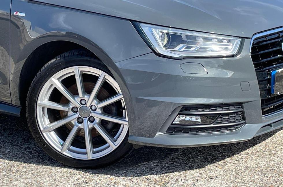 Audi A1 Photo at-312d60915bb84b0bbefae080c68277b2.jpg