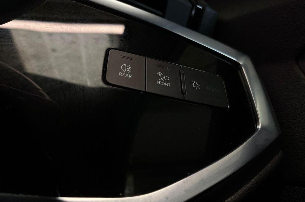 Audi Q3 Photo at-3130329cd3734e16a7f72ce97107fa56.jpg