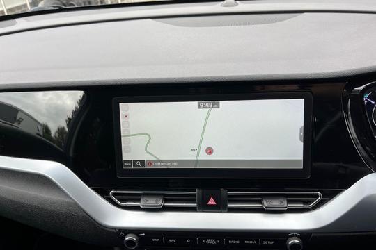 Kia Niro Photo at-3137a01996d94c2cbb36e416e84719e8.jpg