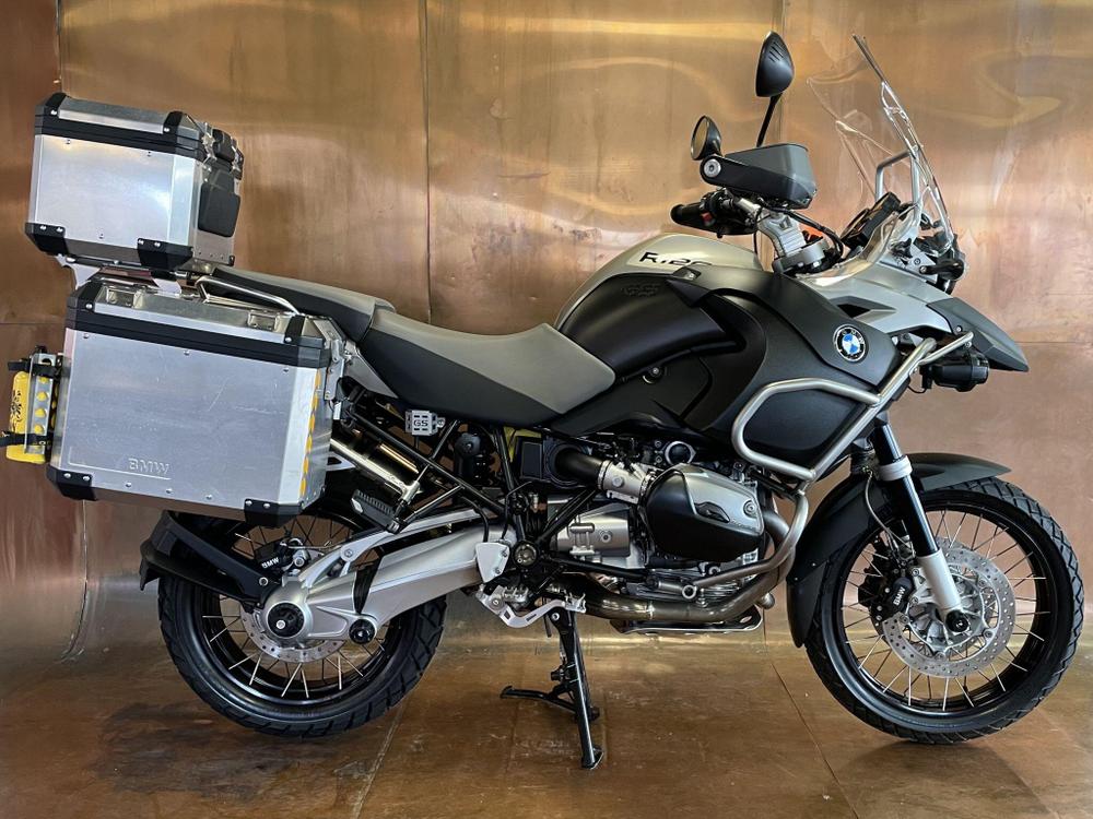 BMW R 1200 GS Adventure Photo at-3137ac00ae6645e4a4888a4877c6721a.jpg