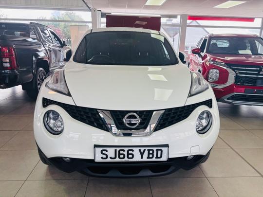 Nissan Juke Photo at-31485a8e0ecf4a08a4cbd53157df555a.jpg