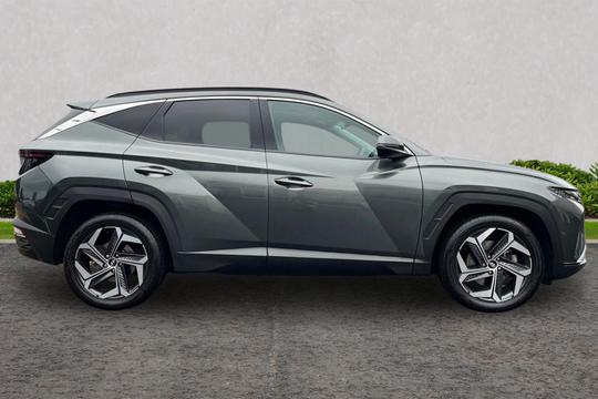 Hyundai TUCSON Photo at-3156c48d2425445589a64eb8a3f1e361.jpg