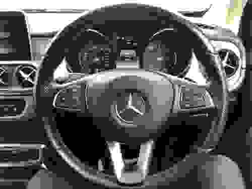 Mercedes-Benz X-Class Photo at-3168f4cb3d7e40ca97f4590744752d9c.jpg