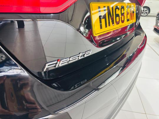 Ford Fiesta Photo at-3184c7e870d040388a974ba4b4c65415.jpg