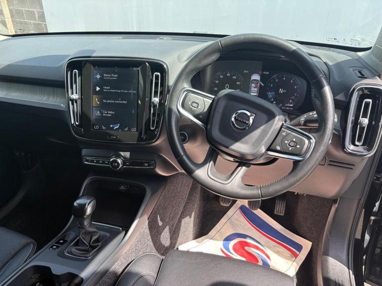 Used Volvo XC40 OE68UHH 10