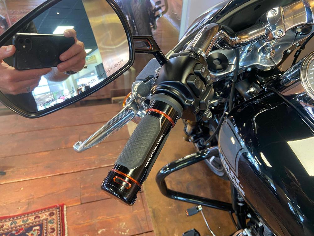 Harley-Davidson Softail Photo at-31c79afd032b47e5ba33271c4569c922.jpg