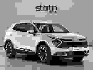  Kia Sportage 1.6 T-GDi 13.8kWh 3 Auto AWD Euro 6 (s/s) 5dr Fusion White at Startin Group