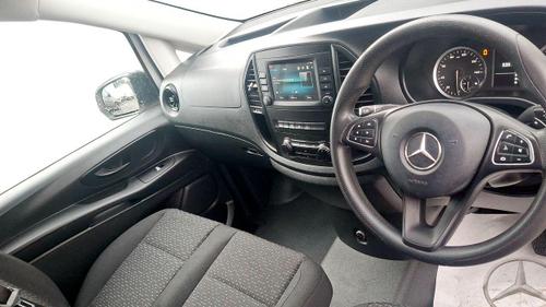 Mercedes-Benz Vito Photo at-3208abf451724b768005689dd6c29ea5.jpg