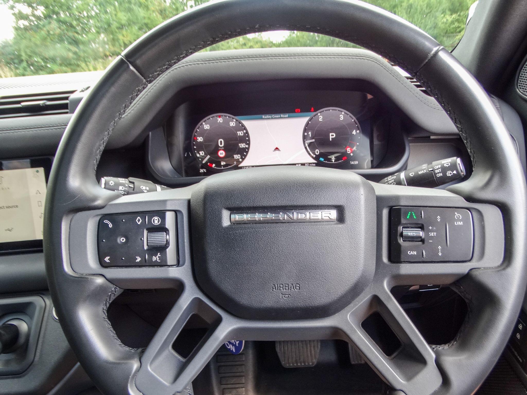 Land Rover Defender 110 3.0 D300 MHEV X-Dynamic SE Auto 4WD Euro 6 (s/s) 5dr — photo 7