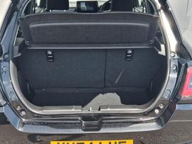 Suzuki Swift Photo 12