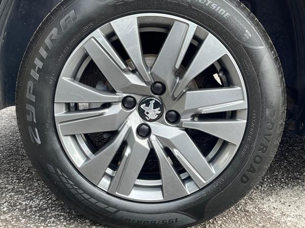 Used Peugeot 2008 BV67AKO 39