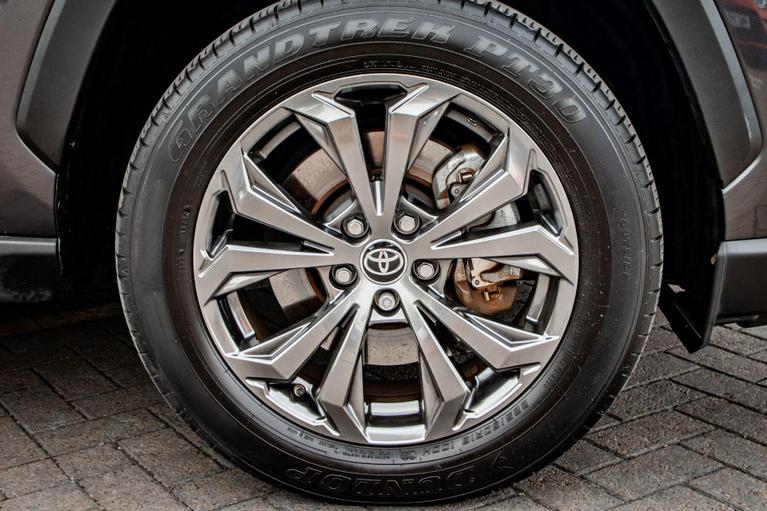 Used Toyota RAV4 LF72UHD 17