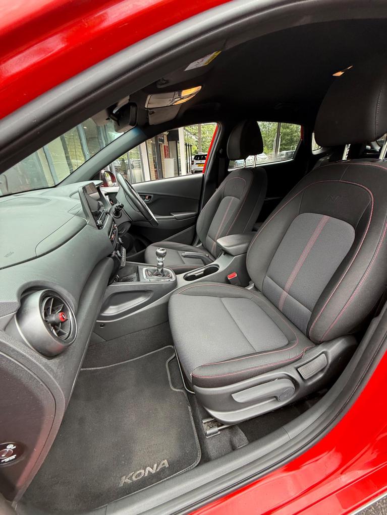 Used Hyundai KONA WR22WTX 28