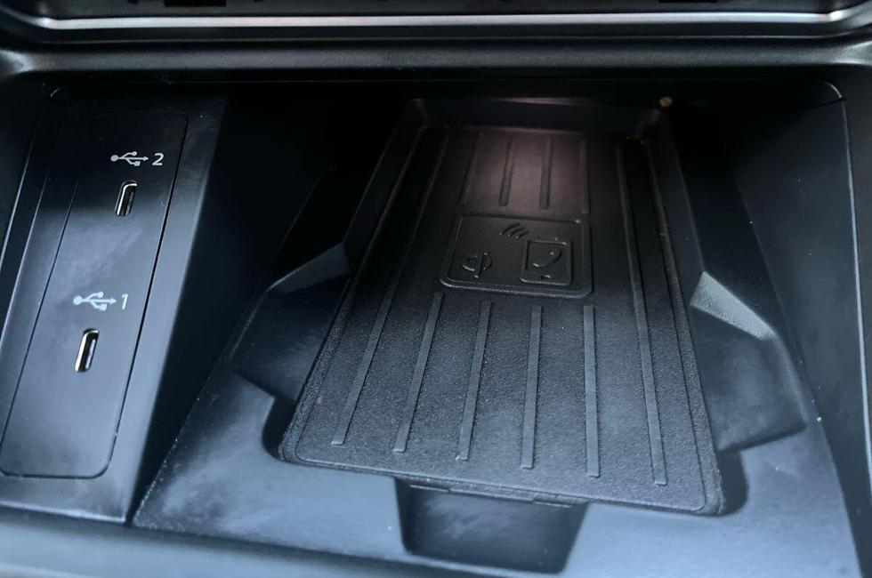 Audi Q3 Photo at-328f71a4054f481aac7cef9d70c8b365.jpg