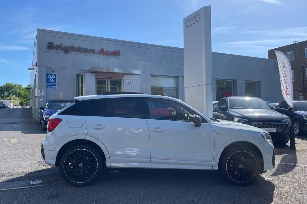 Audi Q2 Photo at-3292920c7c4d489faaacf7c17ec2c2a2.jpg
