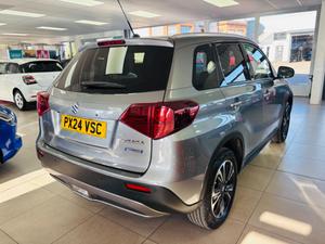Suzuki Vitara Photo 8