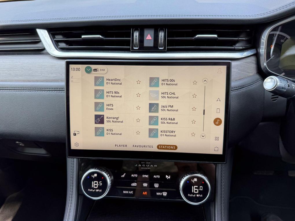 Used Jaguar F-PACE VU21CZX 17