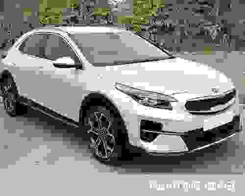 Kia XCeed 1.5 T-GDi ISG 3 Fusion White at Startin Group