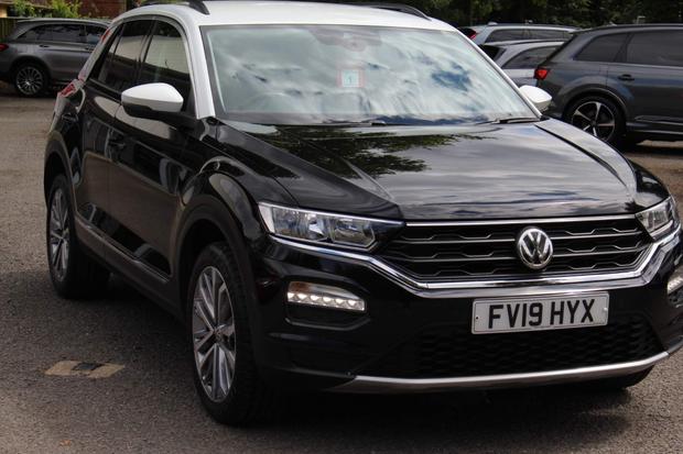 Volkswagen T-Roc Photo at-331b3351ef974cc5923fa8adb7494e12.jpg