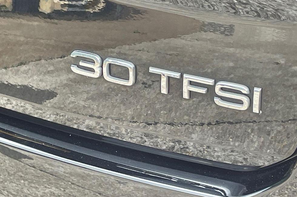 Audi Q2 Photo at-33609f9b930f4ce98af84f7305177979.jpg