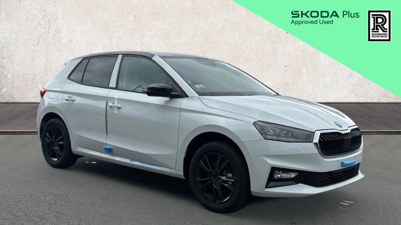 Skoda Fabia Photo at-337ce7480da04fe19c25265f13e0cef3.jpg