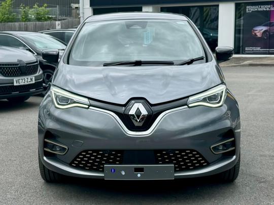 Renault New ZOE Photo at-338587046df54c368b37b3abb43d95d8.jpg