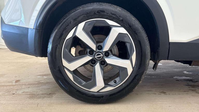 Used Nissan Qashqai BD24WGX 8
