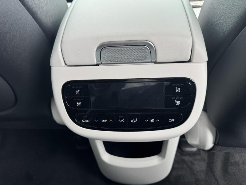 Hyundai IONIQ 9 Photo at-339fa8cfcd534942974df394d7a08baa.jpg
