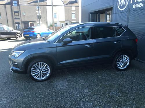 SEAT Ateca Photo at-33a1a9b27ebd423fa3d897bc0e74bb8a.jpg
