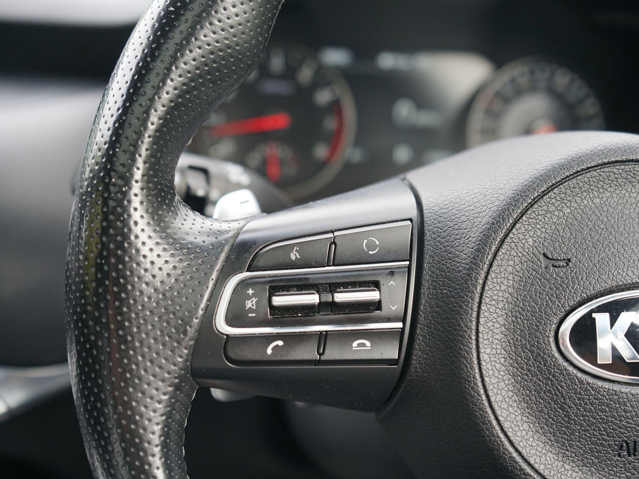 Kia Stinger 3.3 T-GDi V6 GT S Gran Turismo Auto Euro 6 (s/s) 5dr — photo 37
