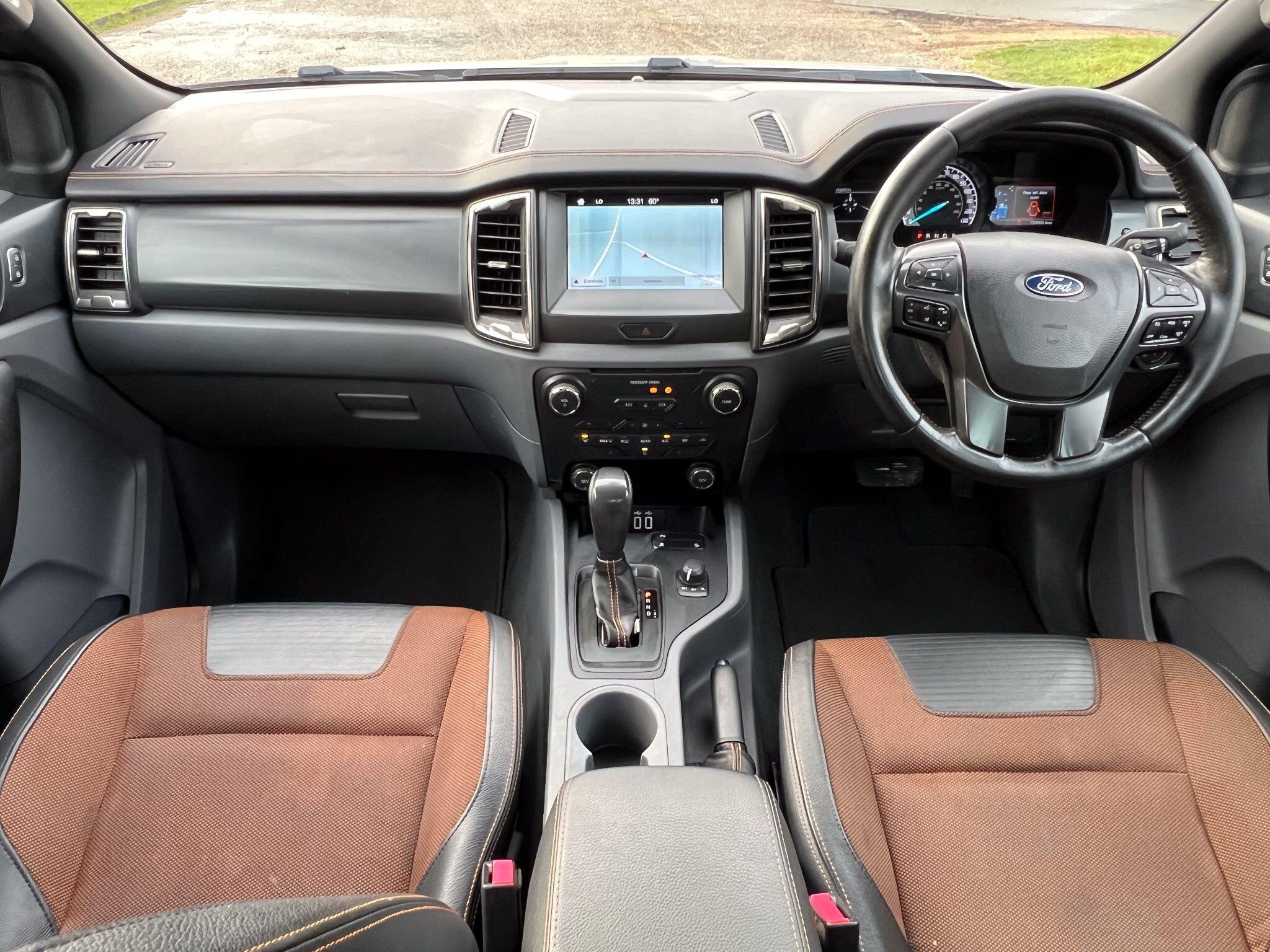 Ford Ranger 3.2 TDCi Wildtrak Auto 4WD Euro 5 4dr — photo 9