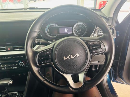 Kia Niro Photo at-33eed8e32f0b4857b72edaa998670ed0.jpg
