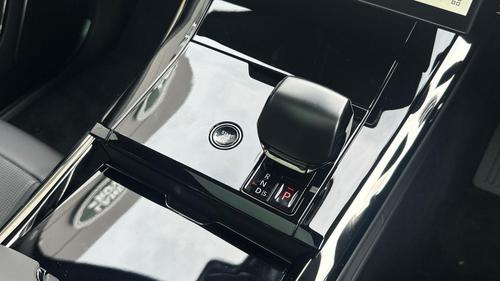 Land Rover Range Rover Sport Photo at-33f31358456b4a7e95827545c4ab863c.jpg