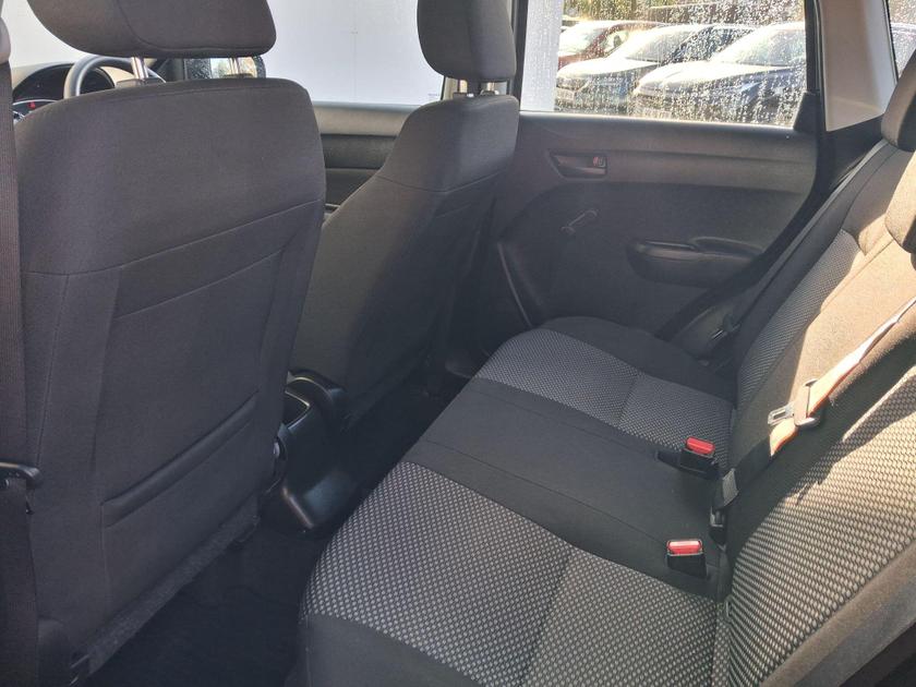 Suzuki Vitara Photo at-3414d34f010b4bd1a2cad4c7615e22fc.jpg