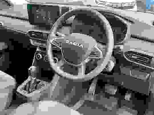 Dacia Sandero Stepway Photo at-342d625fe7fc4a19acd82fd2a260e64e.jpg