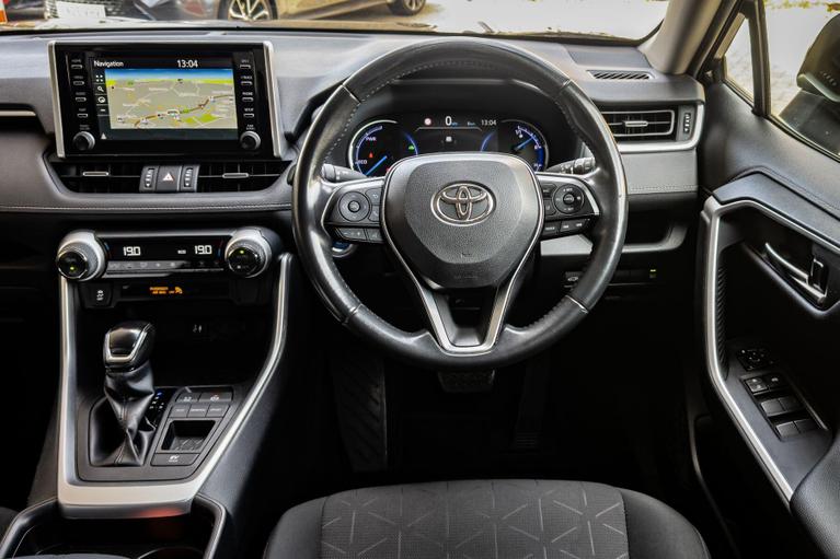 Used Toyota RAV4 LT69FPJ 24