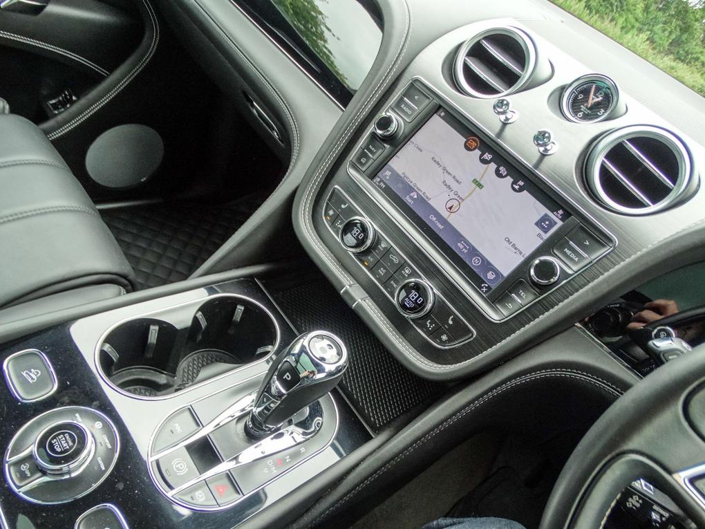 Used Bentley Bentayga LF18RHZ 6
