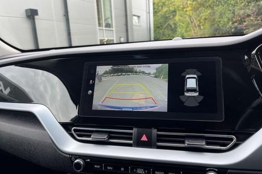 Kia Niro Photo at-3455cd6b5c5e476fbee864af90c39469.jpg
