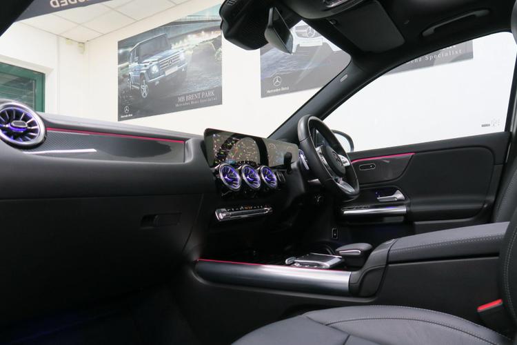 Used Mercedes-Benz GLA LO22OWF 9