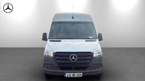 Mercedes-Benz Sprinter Photo at-347e50e30d174ebea26914cee58a3f84.jpg