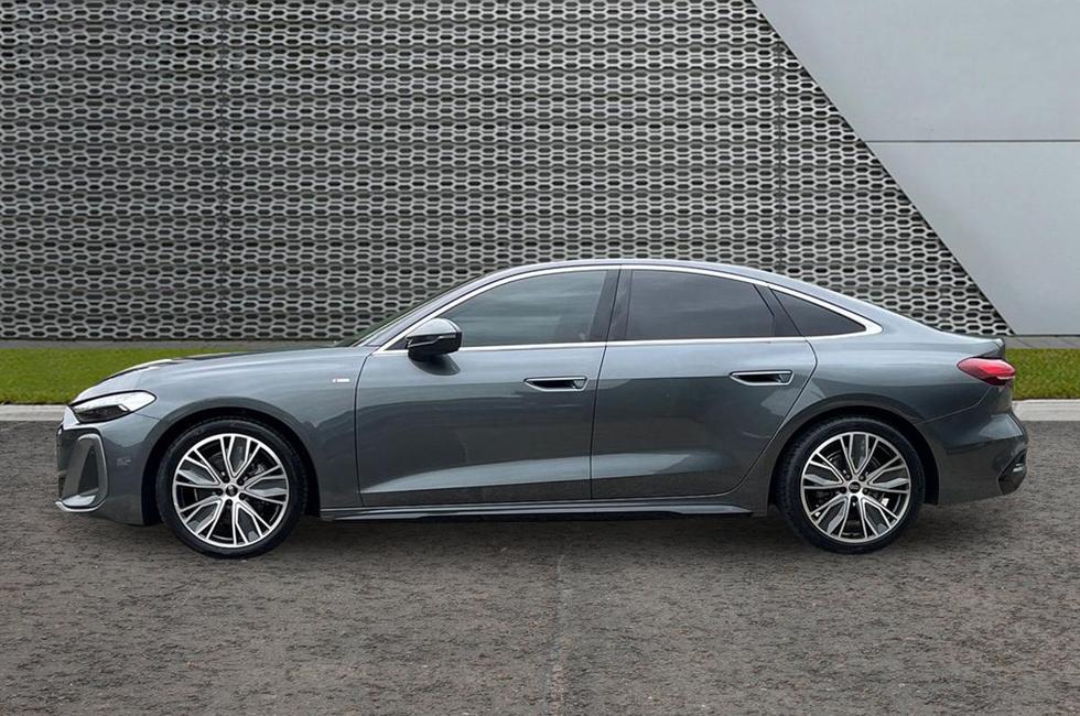 Audi A5 Photo at-3499180c5e204f38a794abf09b7a16c8.jpg