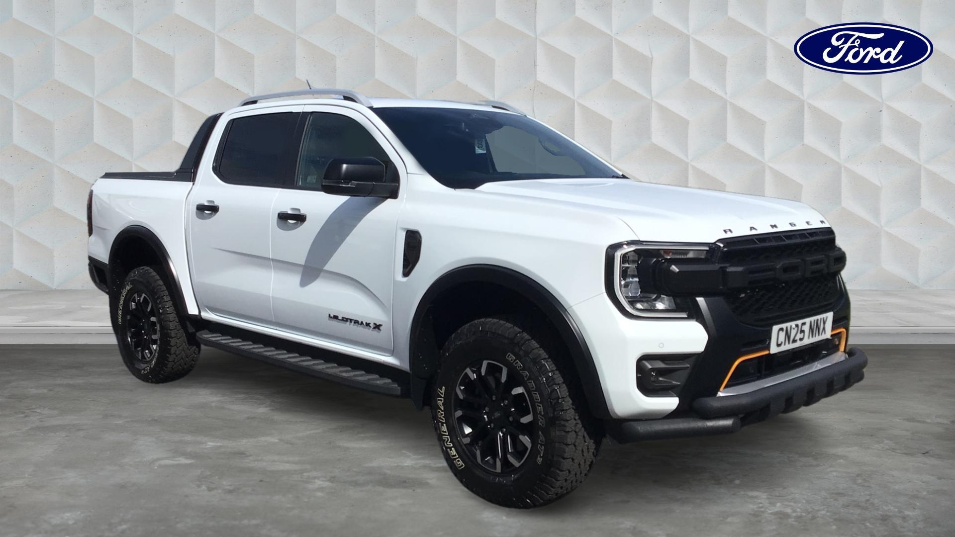 フォード WILDTRAK オフロードミニカー 白 s-l400.jpg