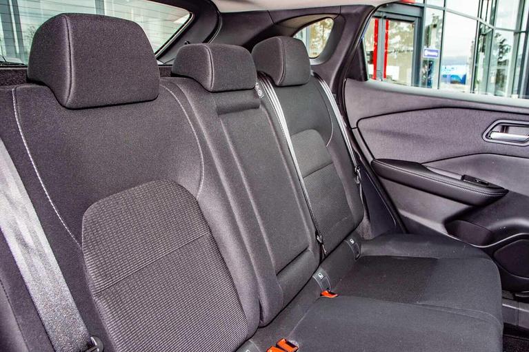 Used Nissan Qashqai OE74EZP 10